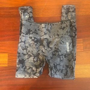 GYMSHARK Camo Leggings size small